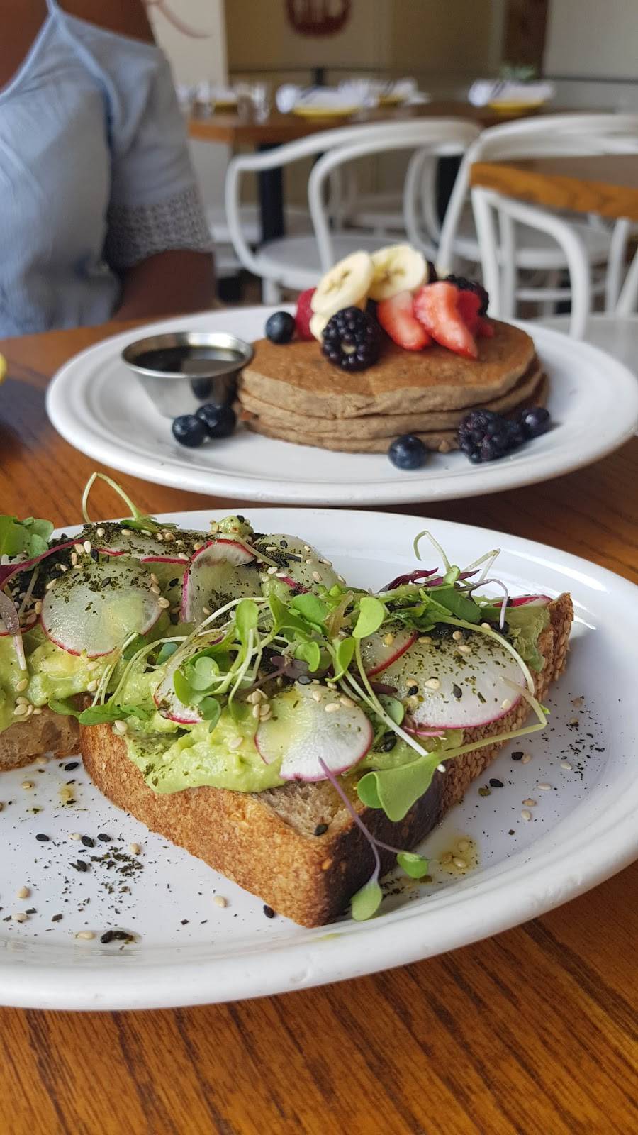 Cafe Gratitude | cafe | 639 N Larchmont Blvd, Los Angeles, CA 90004, USA | 3235806383 OR +1 323-580-6383