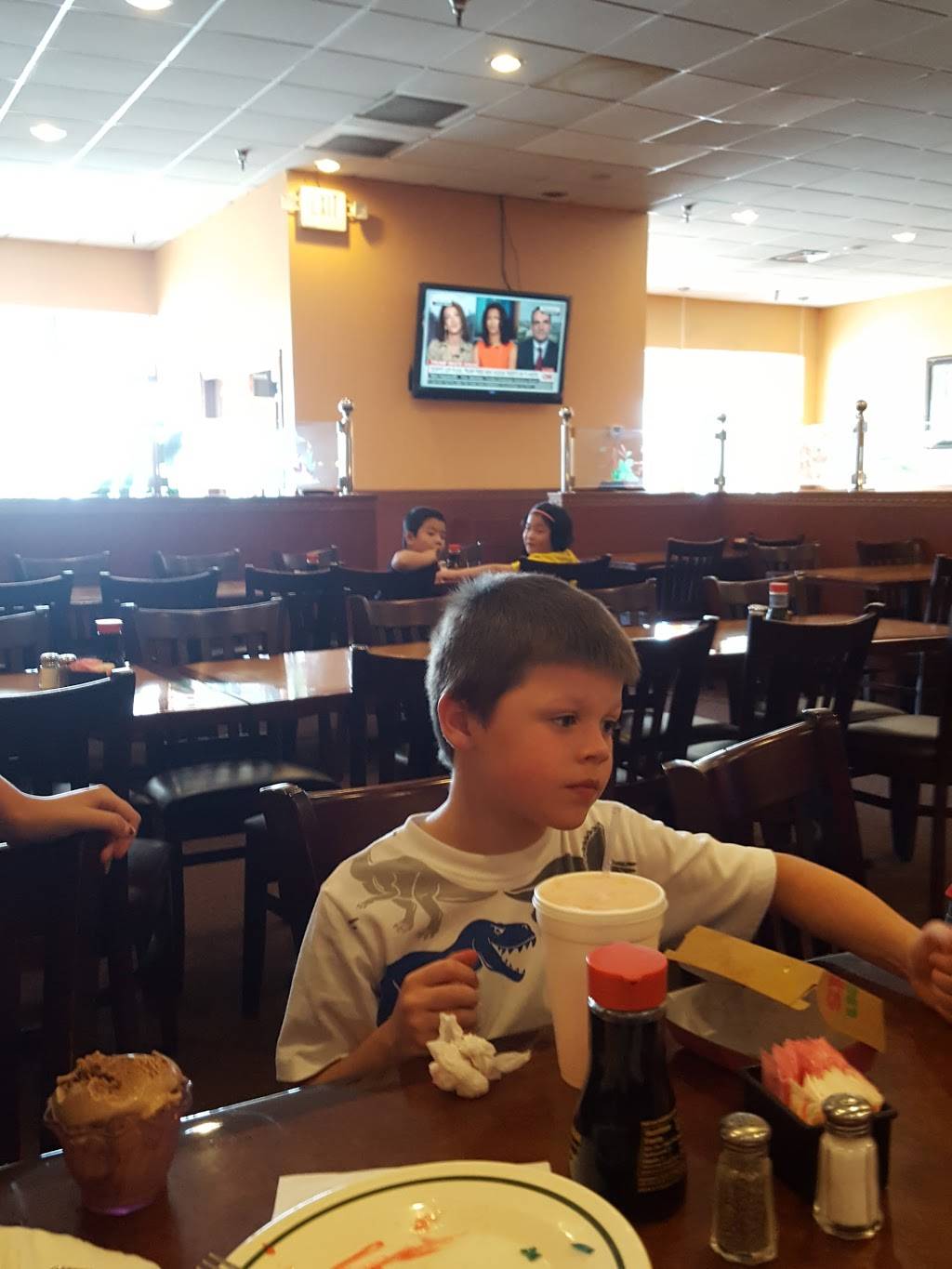 Asian Garden Buffet | restaurant | 100 Central Shopping Ctr, Campbellsville, KY 42718, USA | 2707890009 OR +1 270-789-0009