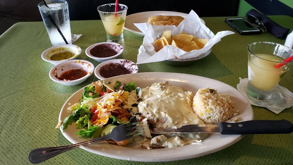 Marios Mexican and Salvadorian Restaurant | restaurant | 5404 Lemmon Ave, Dallas, TX 75209, USA | 2145999744 OR +1 214-599-9744