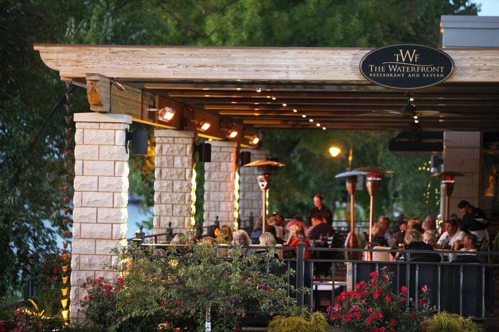 The Waterfront Restaurant and Tavern | restaurant | 328 Front St S, La Crosse, WI 54601, USA | 6087825400 OR +1 608-782-5400