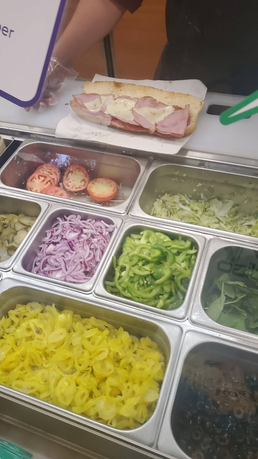 Subway | meal takeaway | 14712 NE 91st St Suite #500, Redmond, WA 98052, USA | 4258854088 OR +1 425-885-4088