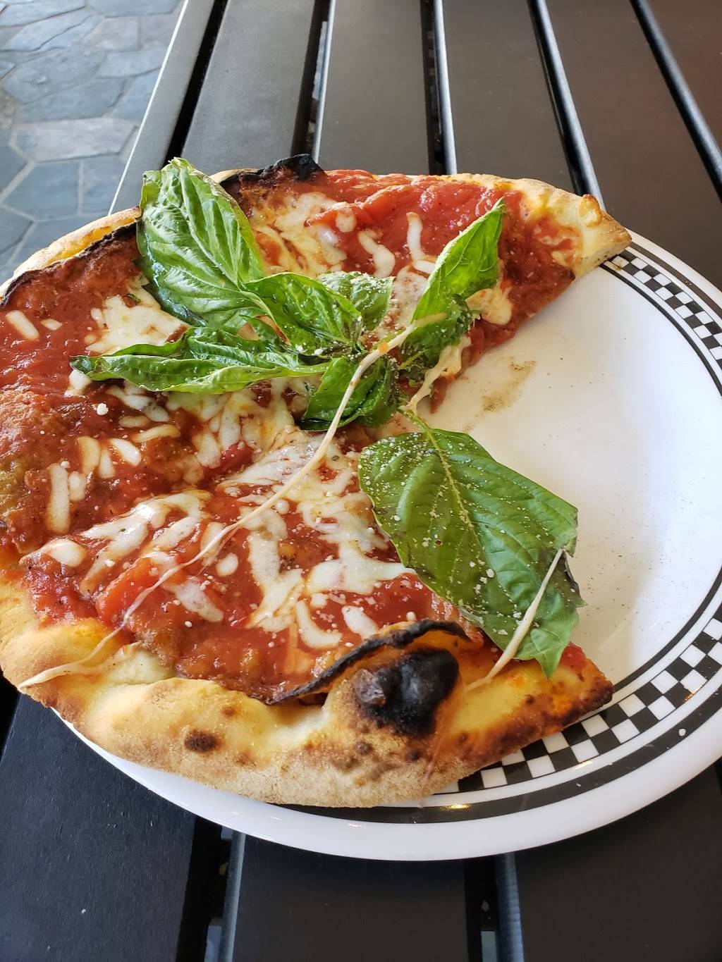 Anthonys Coal Fired Pizza | meal takeaway | 115 NE 6th Ave, Delray Beach, FL 33483, USA | 5612787911 OR +1 561-278-7911