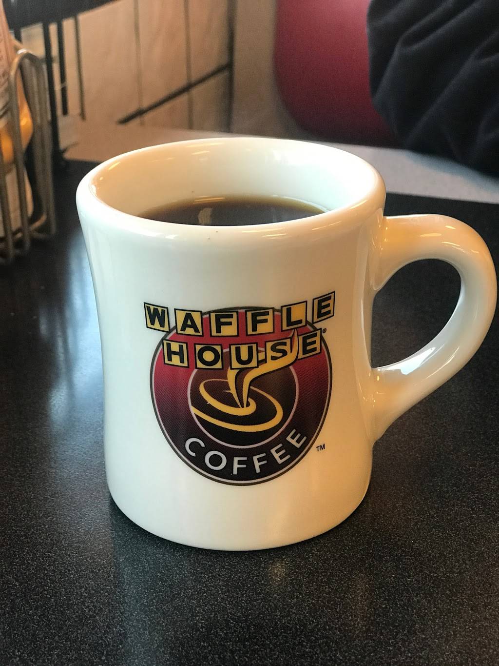 Waffle House | restaurant | 3363 E University Dr, Phoenix, AZ 85034, USA | 6024261481 OR +1 602-426-1481
