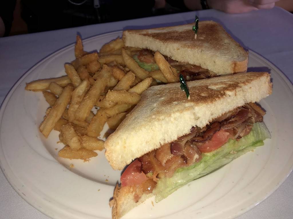 Jessies on the Water | restaurant | 92 New St, Oceanside, NY 11572, USA | 5166081380 OR +1 516-608-1380