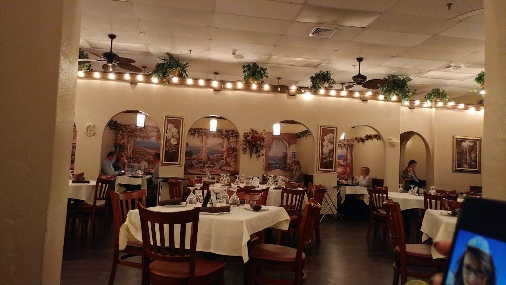 Trattoria Amalfi | restaurant | 385 S Broadway, Salem, NH 03079, USA | 6038935773 OR +1 603-893-5773