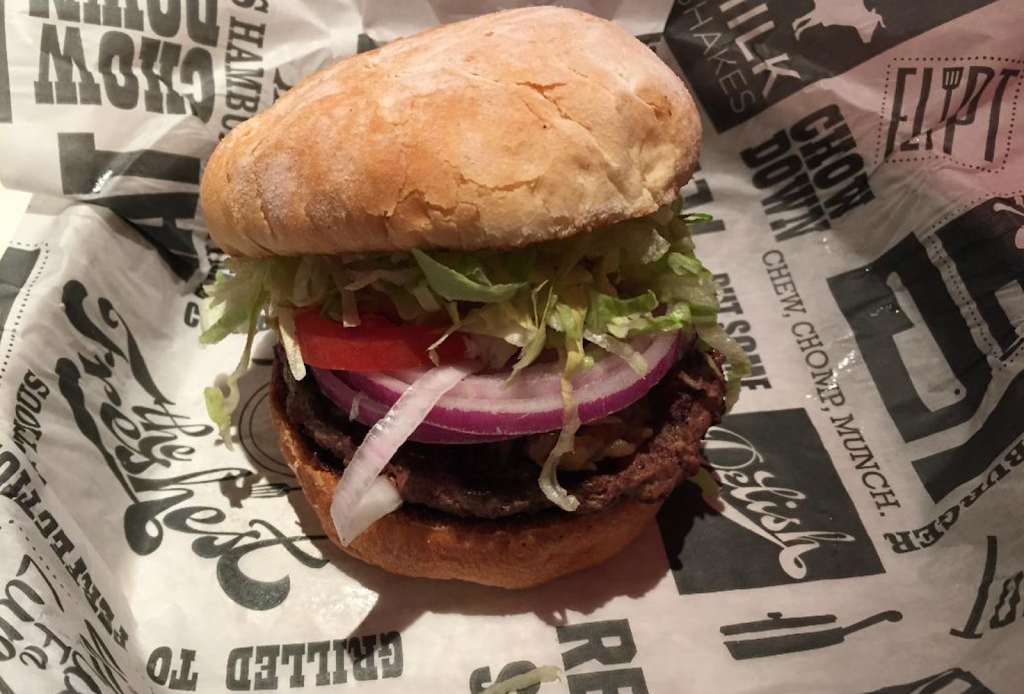 Flipt | restaurant | 3000 S River Rd, Des Plaines, IL 60018, USA | 8477950777 OR +1 847-795-0777