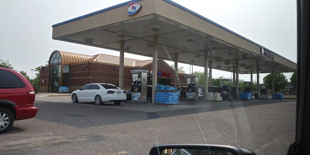 Holiday Stationstores | cafe | 3810 Silver Lake Rd NE, St Anthony, MN 55421, USA | 6127885121 OR +1 612-788-5121