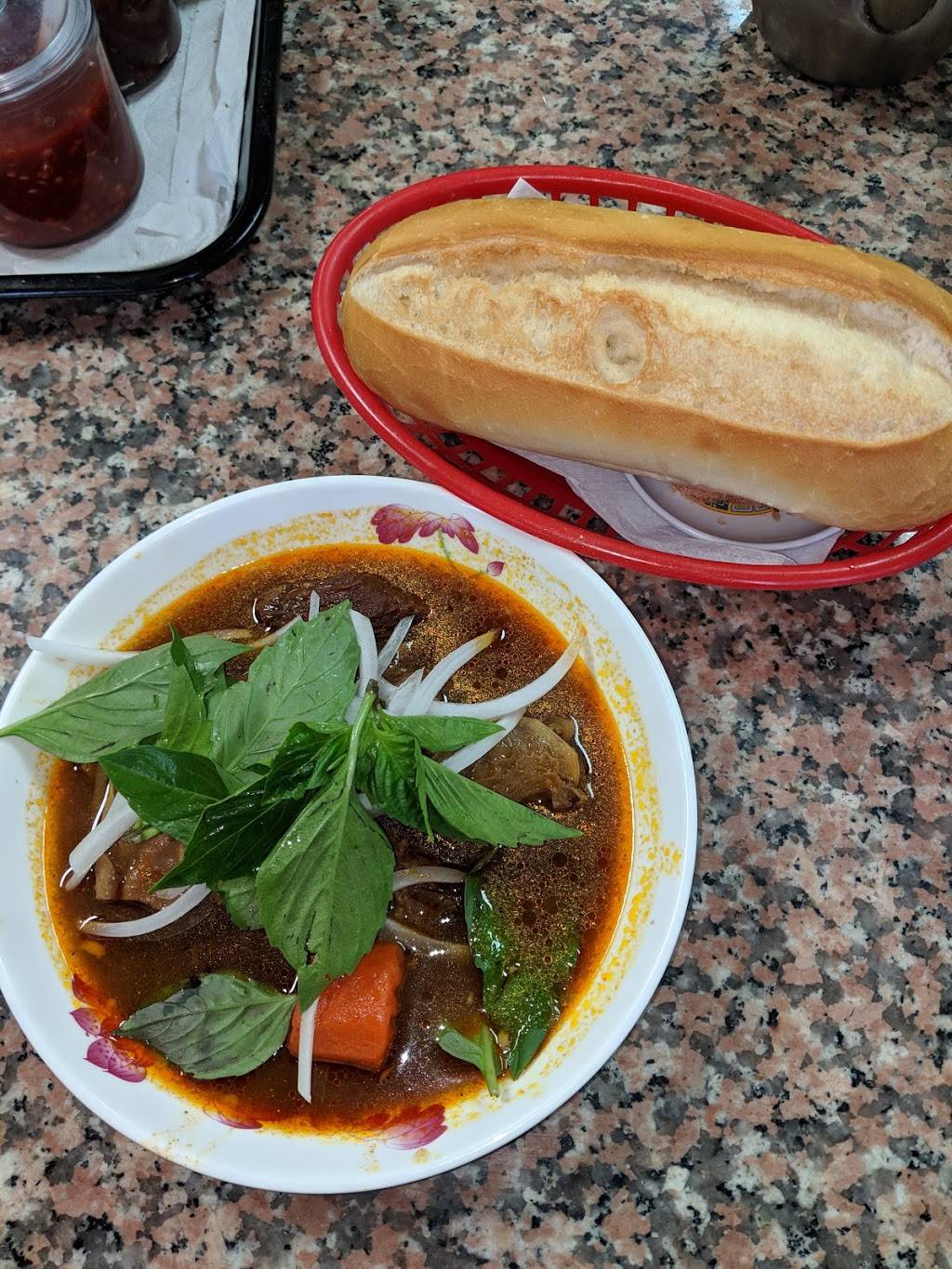 Huong Que Deli and Cafe | restaurant | 7127 Martin Luther King Jr Way S, Seattle, WA 98118, USA | 2067224318 OR +1 206-722-4318