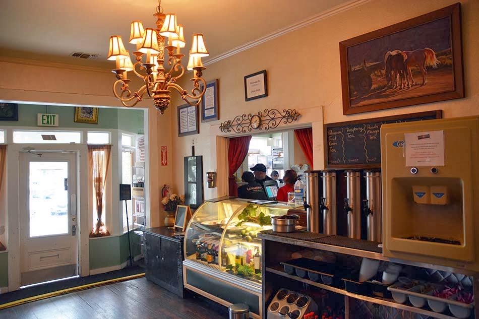 Guillermos | restaurant | 618 McCullough Ave, San Antonio, TX 78215, USA | 2102235587 OR +1 210-223-5587