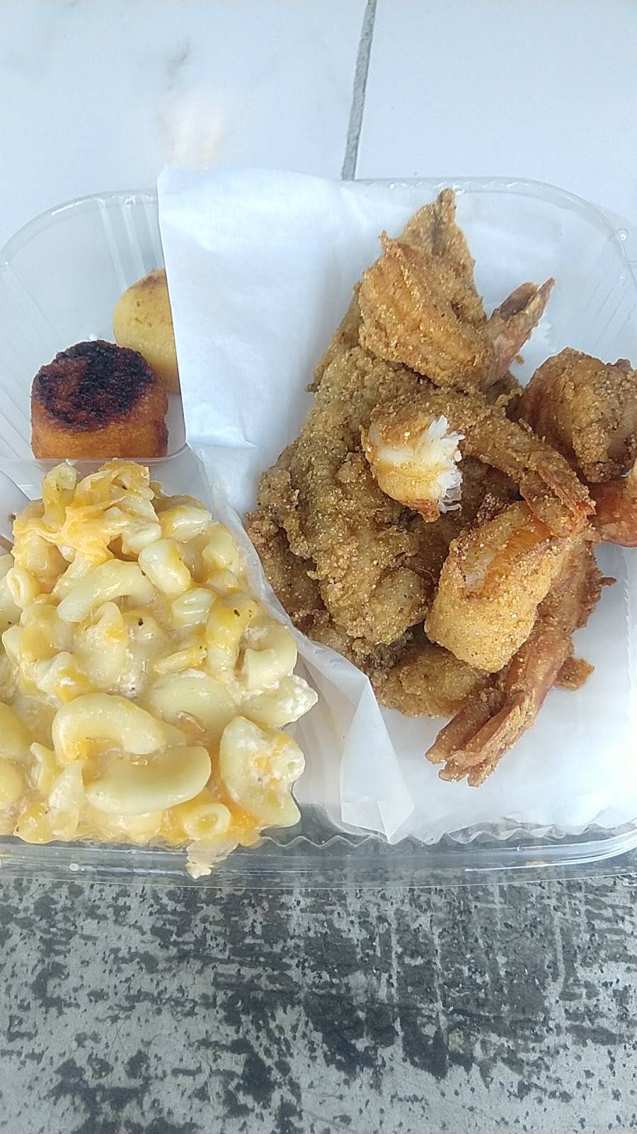 MP Fish Fry & Soul Food | restaurant | 2558 Grand Concourse, Bronx, NY 10458, USA | 7185625104 OR +1 718-562-5104