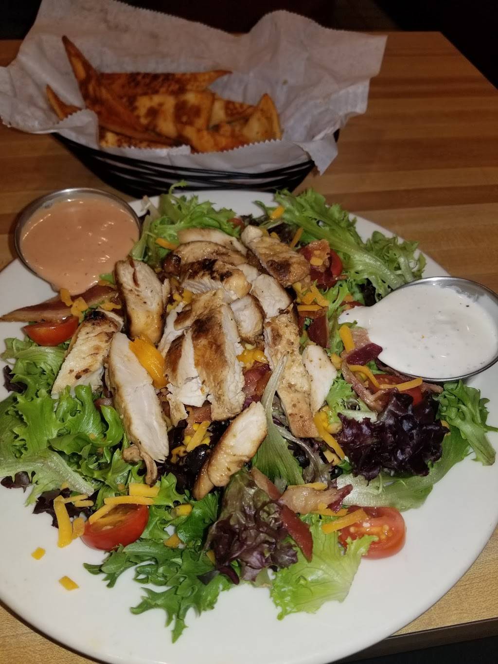 Olgas Kitchen | restaurant | 37612 Six Mile Road, 400 E-400 E, Livonia, MI 48152, USA | 7344641400 OR +1 734-464-1400