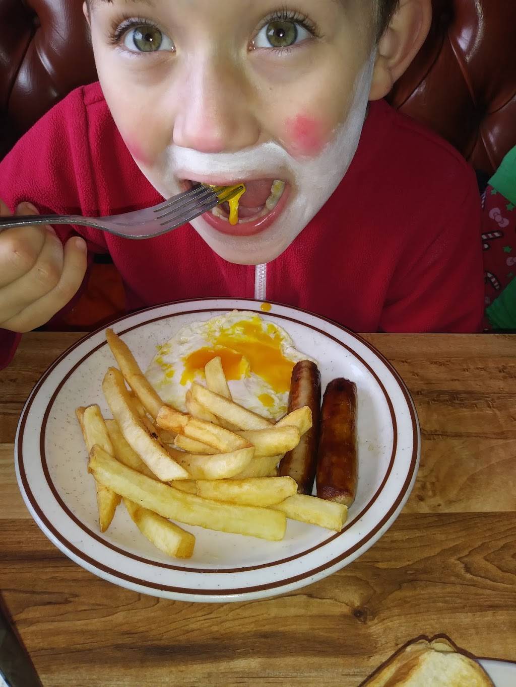 Taylor Town Coney Island | restaurant | 20063 Ecorse Rd, Taylor, MI 48180, USA | 3133811335 OR +1 313-381-1335