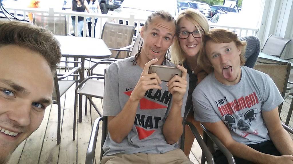 Pentwater Pizza & Grinders | restaurant | 20 3rd St, Pentwater, MI 49449, USA | 2318696664 OR +1 231-869-6664