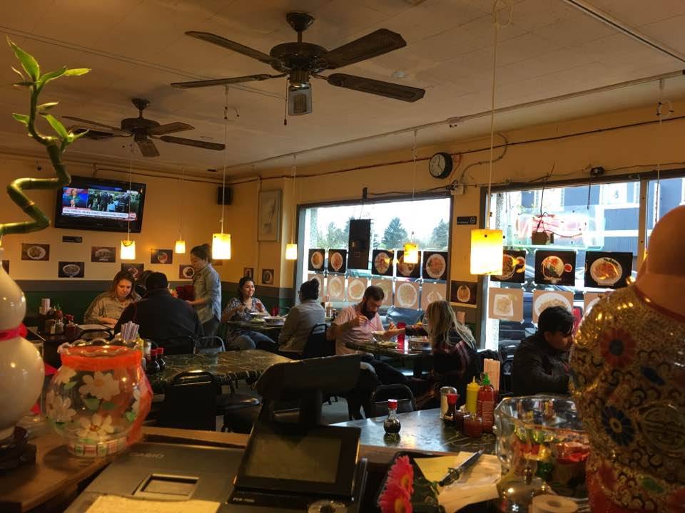 Pho-White Center | restaurant | 9642 16th Ave SW, Seattle, WA 98106, USA | 2064201685 OR +1 206-420-1685