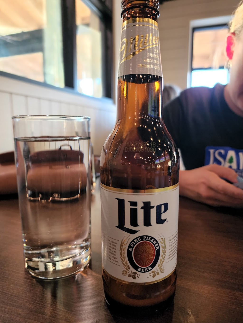 Montys Public House | restaurant | 3140 Packard St, Ann Arbor, MI 48108, USA | 7349295462 OR +1 734-929-5462