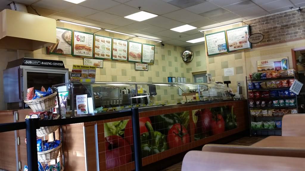 Subway Restaurants | restaurant | Contra Costa Center, 3116 Oak Rd f, Walnut Creek, CA 94597, USA | 9259302954 OR +1 925-930-2954
