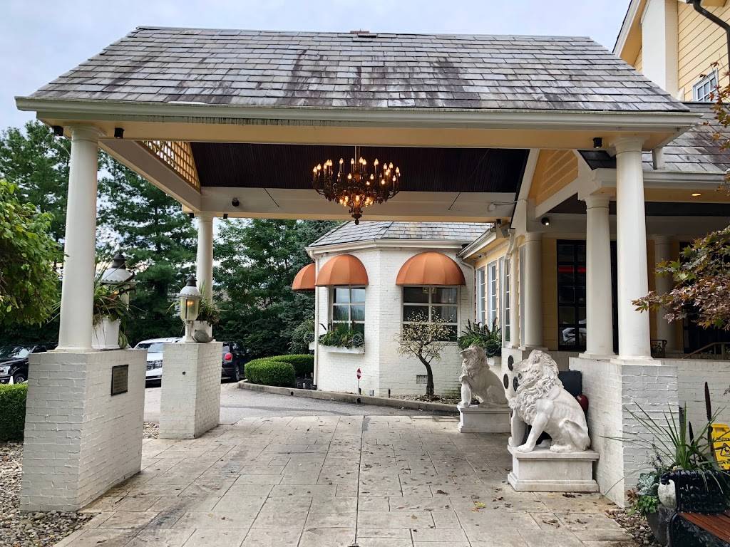 Jeff Rubys Carlo & Johnny | restaurant | 9769 Montgomery Rd, Montgomery, OH 45242, USA | 5139368600 OR +1 513-936-8600