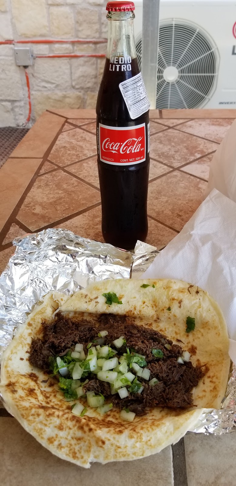 Burritos Y Salsas by Caraveos | restaurant | 207 W Hermosa Dr, Artesia, NM 88210, USA | 5757464834 OR +1 575-746-4834