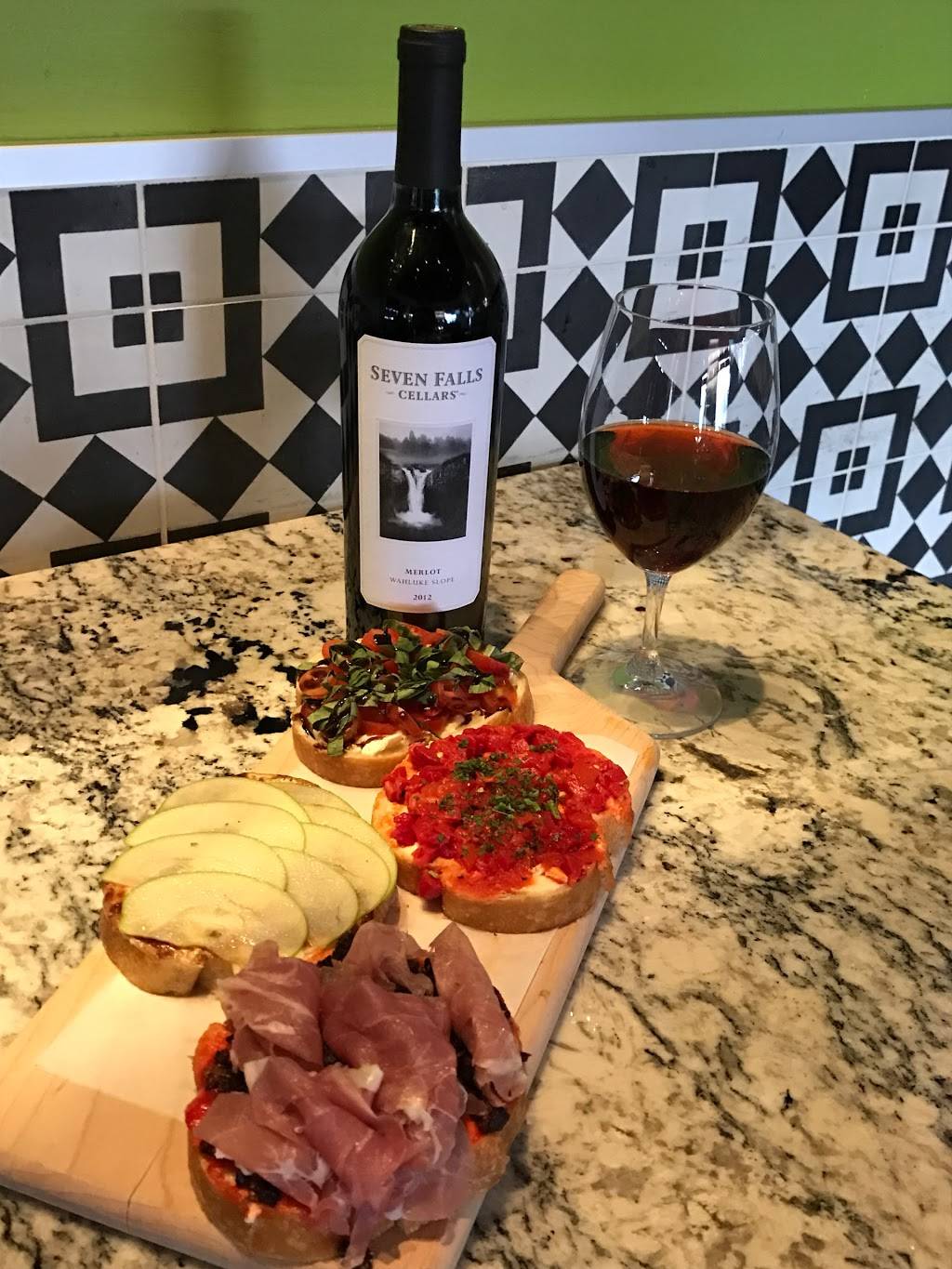 Humble Pie | restaurant | 2905 E Skyline Dr #298, Tucson, AZ 85718, USA | 5203951280 OR +1 520-395-1280