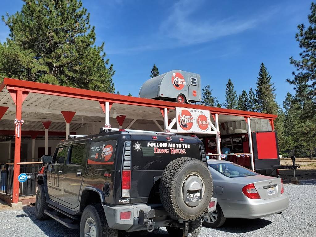 Dawg House | restaurant | 745 CA-174, Colfax, CA 95713, USA | 5303051663 OR +1 530-305-1663
