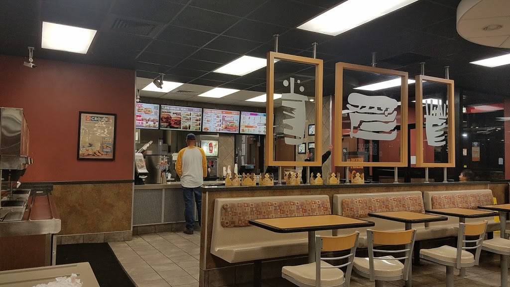 Burger King | restaurant | 399 Main St, St Peters, MO 63376, USA | 6369703377 OR +1 636-970-3377