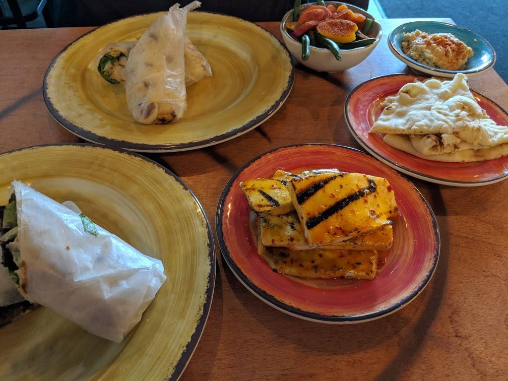 Portos Peri Peri | restaurant | 226 Peterson Rd, Libertyville, IL 60048, USA | 2244244368 OR +1 224-424-4368