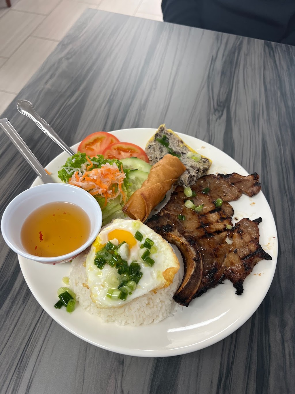 Pho Huyen & Banh Mi | restaurant | 1612 International Blvd, Oakland, CA 94606, USA | 5104793341 OR +1 510-479-3341