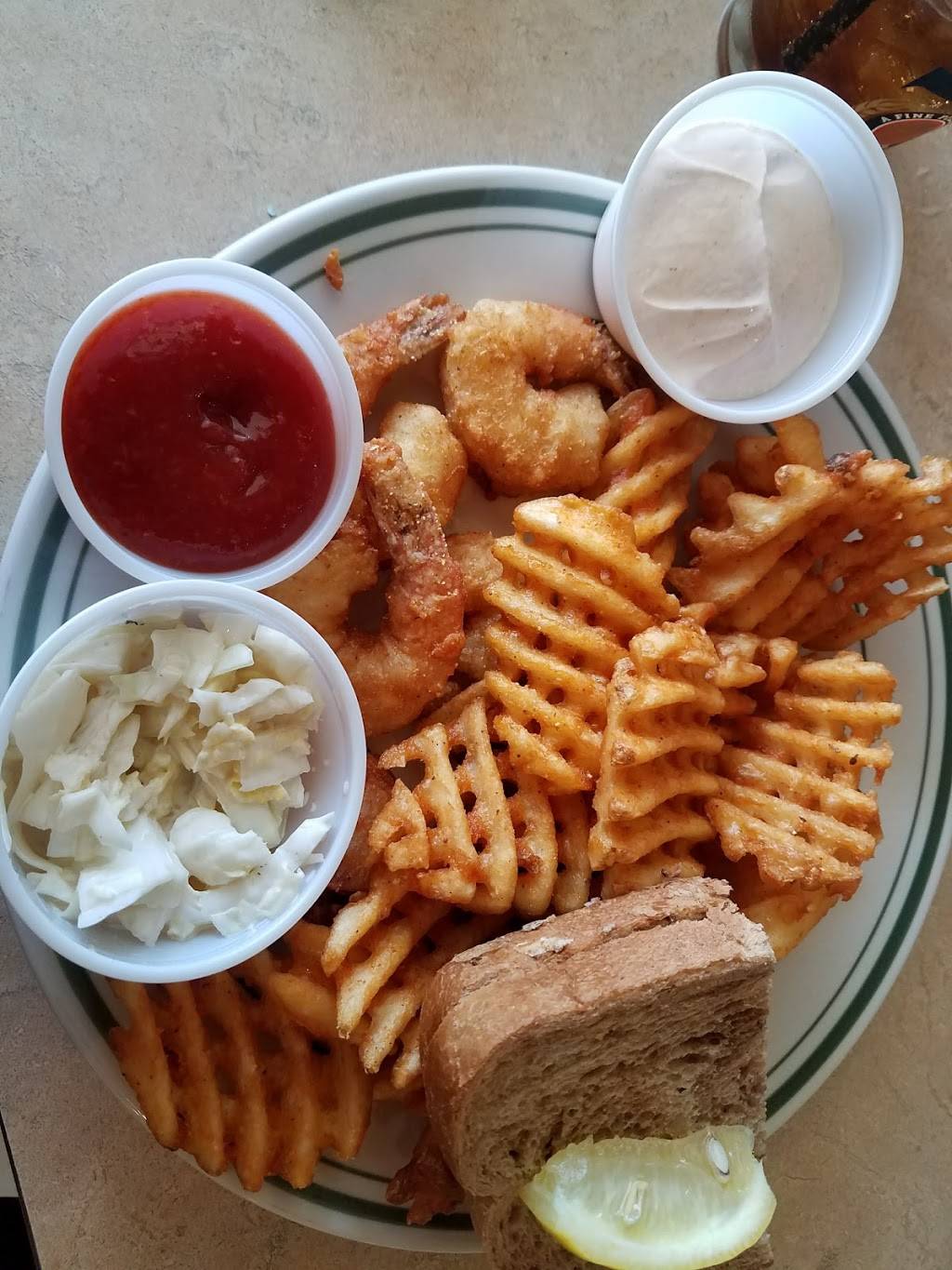 Crosswind Grille at Royal St. Patricks Golf Links | restaurant | 201 Royal Saint Pats Dr, Wrightstown, WI 54180, USA | 9205324300 OR +1 920-532-4300