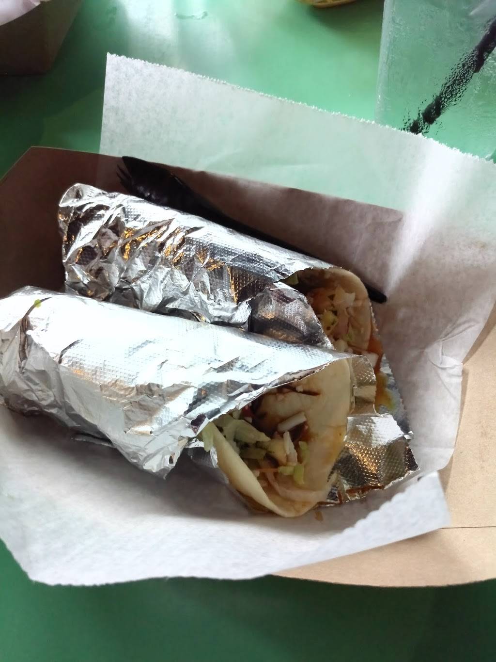 Barrio Cleveland Heights | restaurant | 2466 Fairmount Blvd, Cleveland Heights, OH 44106, USA | 2168623498 OR +1 216-862-3498