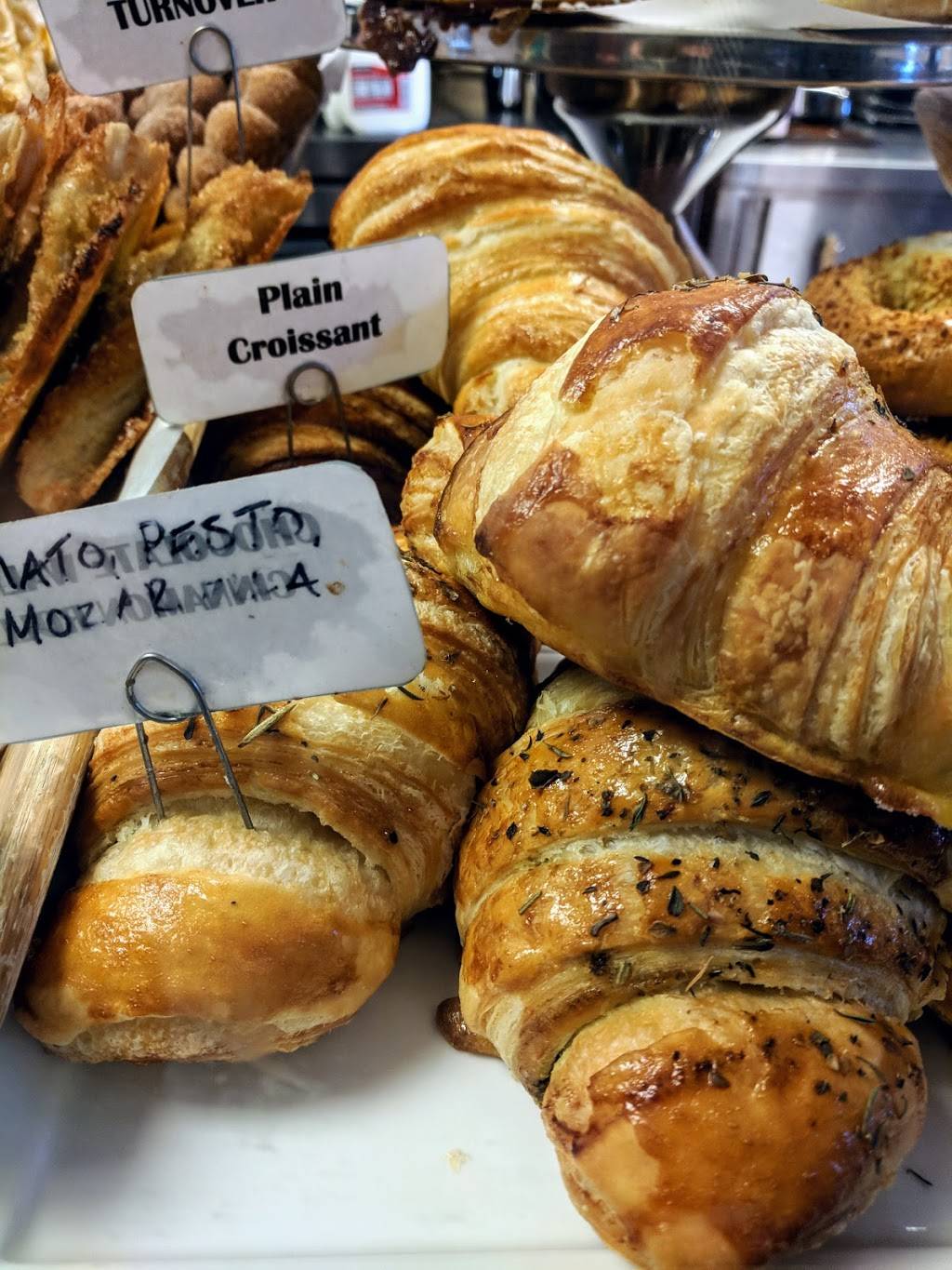 New Moon Bakery & Cafe | bakery | 1 W 1st St, Nederland, CO 80466, USA | 3032583569 OR +1 303-258-3569