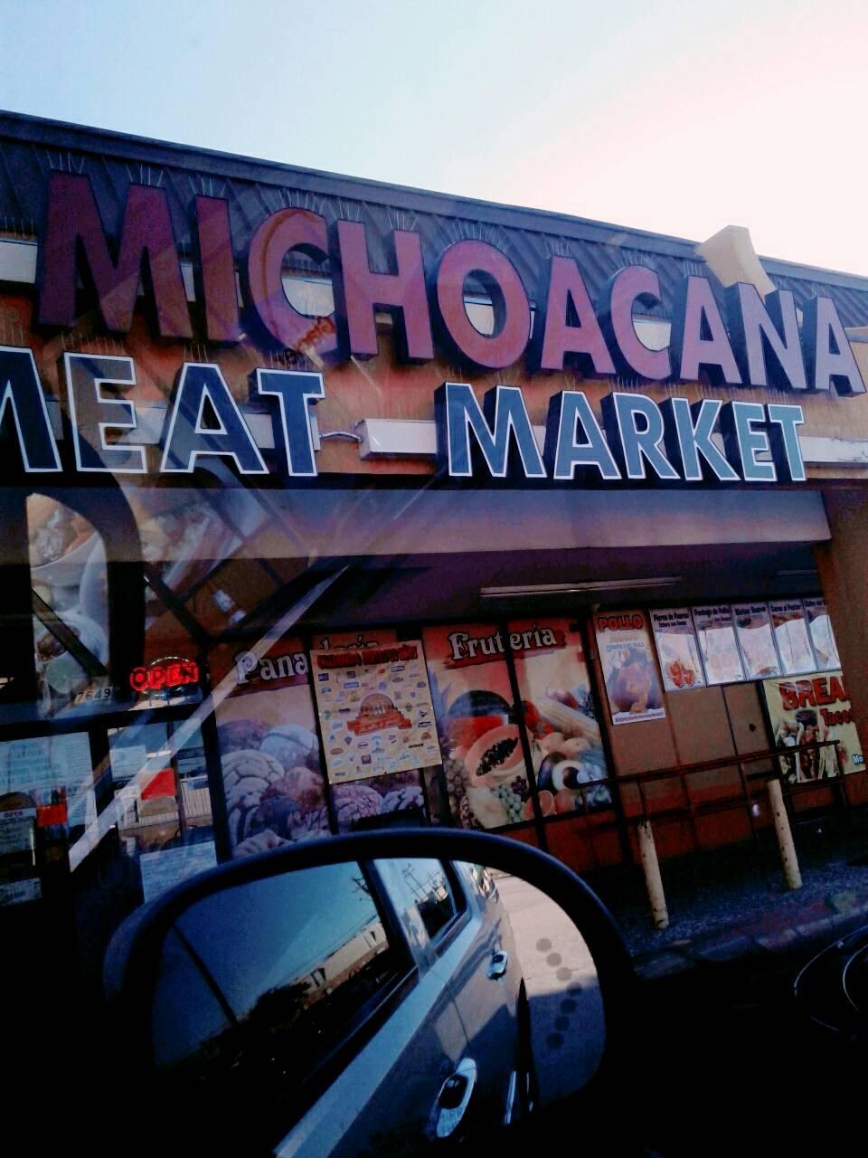 La Michoacana Meat Market | bakery | 7649 Clarewood Dr, Houston, TX 77036, USA | 7139810105 OR +1 713-981-0105