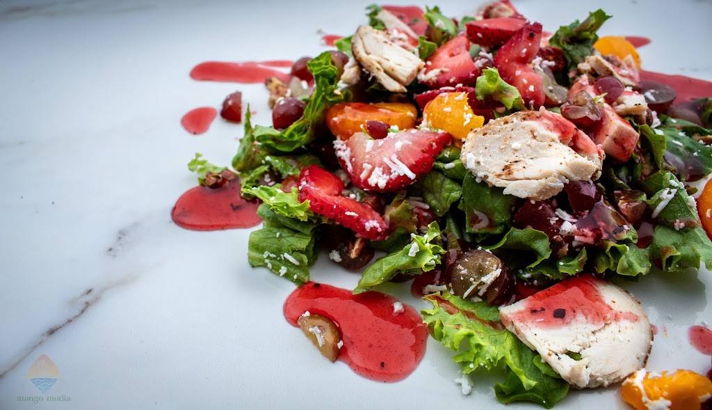 Sue Sues Sandwich Shop | restaurant | 909 N Locust Ave, Lawrenceburg, TN 38464, USA | 9317628879 OR +1 931-762-8879