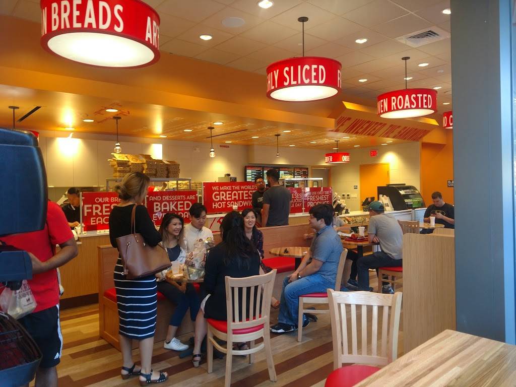 Earl of Sandwich | restaurant | One S Market St Ste 20, San Jose, CA 95113, USA | 4089316550 OR +1 408-931-6550