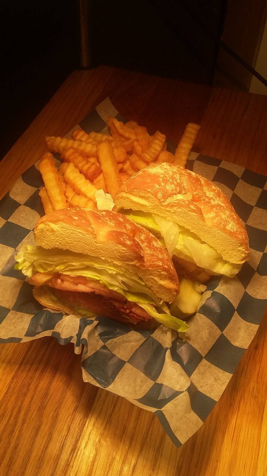 Rosie OGradys Irish American Pub | night club | 2127 Boundary St #2, Beaufort, SC 29902, USA | 8433797676 OR +1 843-379-7676