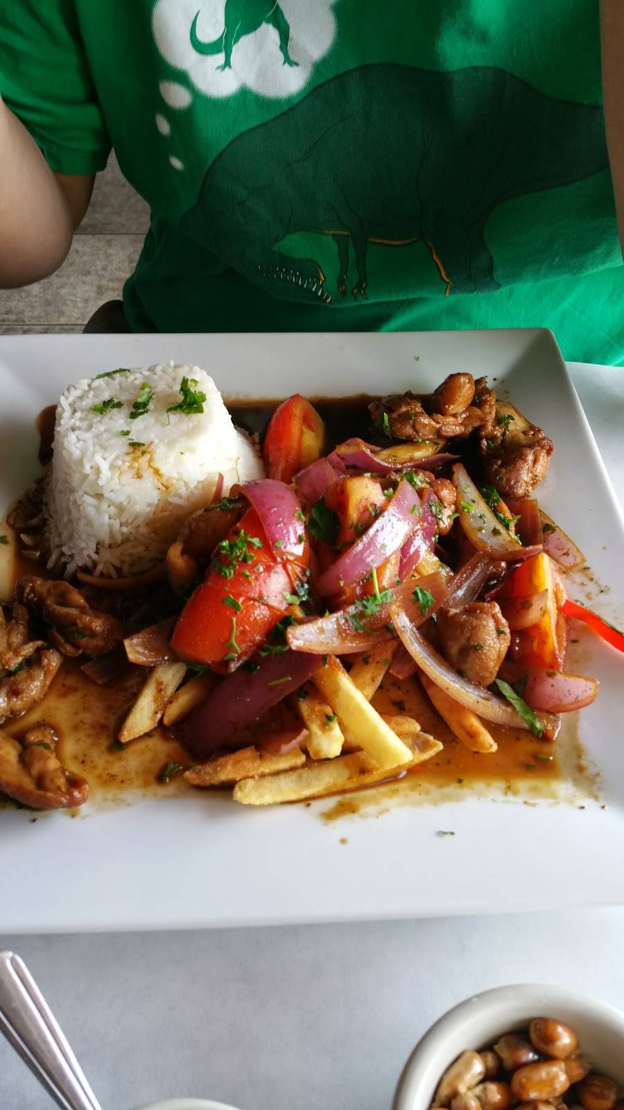 El Rico Pollo | restaurant | 2013 Diners Ct, San Bernardino, CA 92408, USA | 9098900539 OR +1 909-890-0539