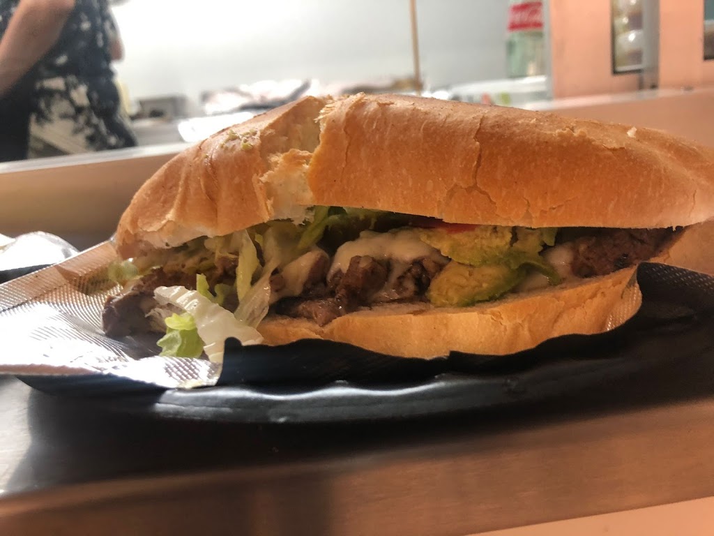 Tienda & restaurant la victoria | restaurant | 37334, Fayetteville, TN 37334, USA | 9312274339 OR +1 931-227-4339