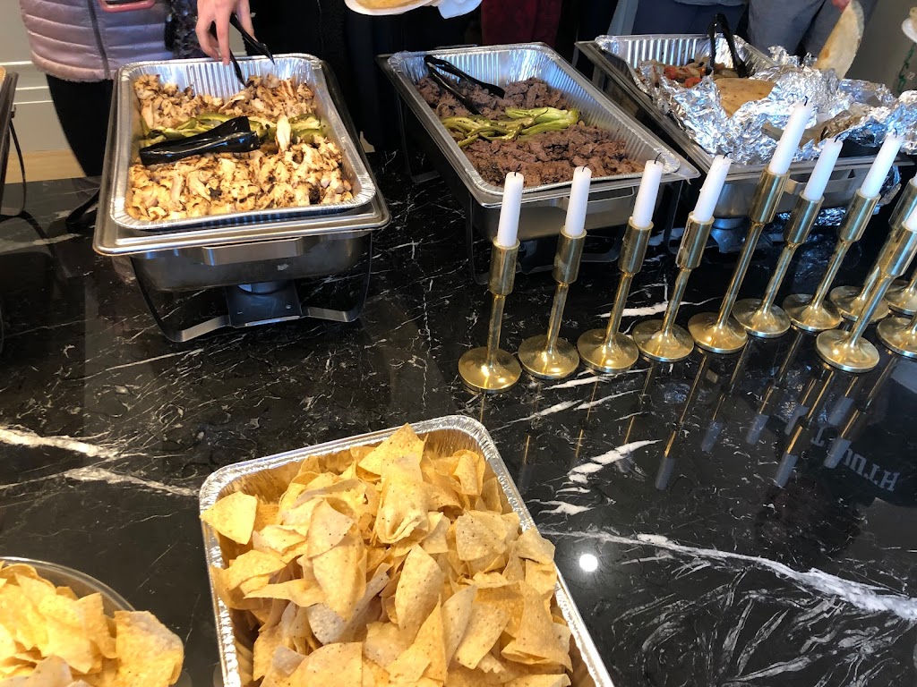 Fajita Petes - MoPac | restaurant | 5523A Balcones Dr, Austin, TX 78731, USA | 7373325482 OR +1 737-332-5482