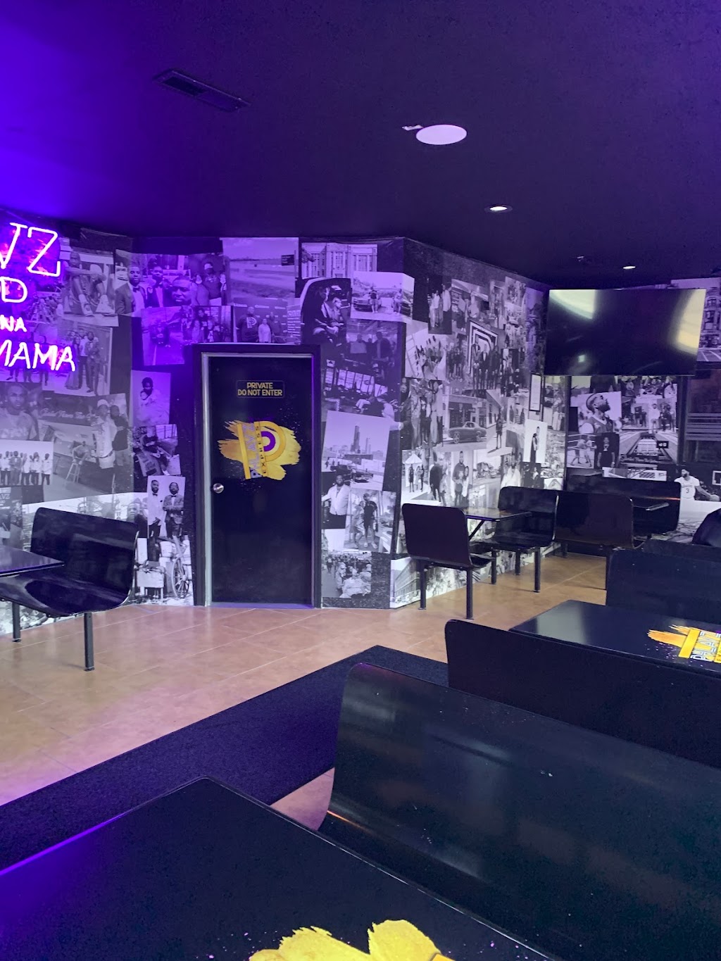 Phlavz Express | restaurant | 2014 E 87th St, Chicago, IL 60617, USA | 7735307226 OR +1 773-530-7226