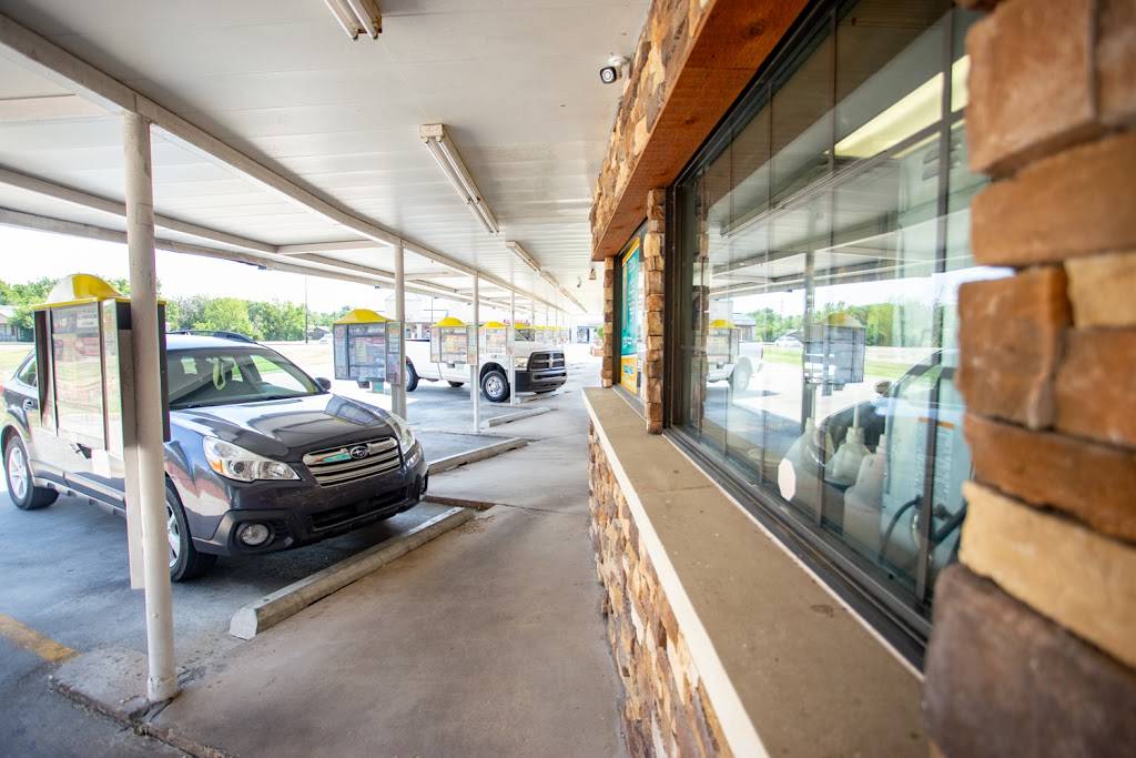 Del Rancho | restaurant | 5111 N MacArthur Blvd, Warr Acres, OK 73122, USA | 4057890480 OR +1 405-789-0480