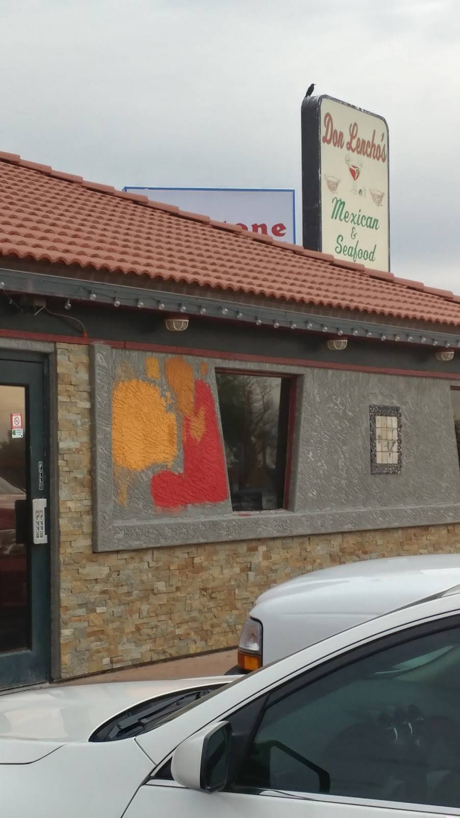 Don Lenchos Mexican & Seafood Restaurant | restaurant | 8420 W Peoria Ave, Peoria, AZ 85345, USA | 6234877086 OR +1 623-487-7086