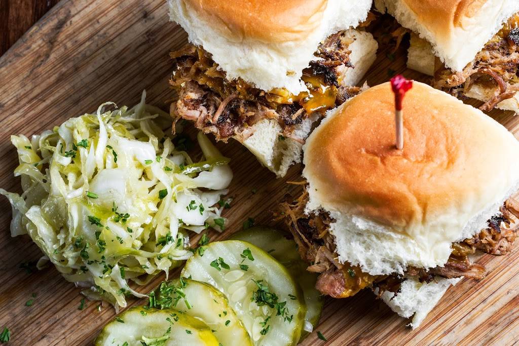 Compass Bar | restaurant | 433 W Diversey Pkwy, Chicago, IL 60614, USA | 7732483230 OR +1 773-248-3230