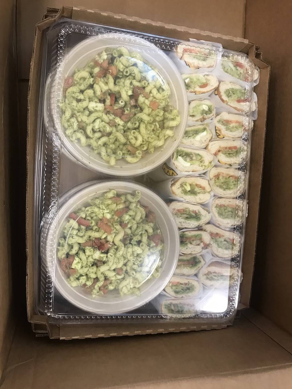 Which Wich Superior Sandwiches | restaurant | 711 University Dr #200, College Station, TX 77840, USA | 9797045535 OR +1 979-704-5535