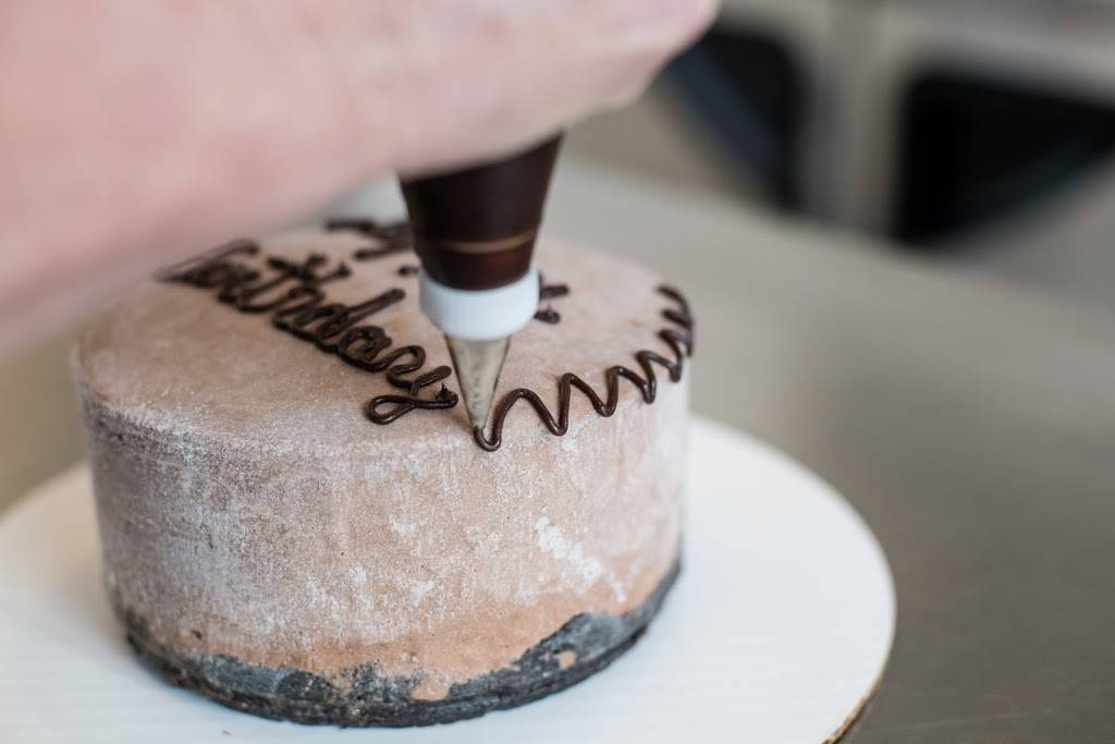 Glacier Homemade Ice Cream & Gelato | restaurant | 4920 S Yosemite St, Greenwood Village, CO 80111, USA | 3032212539 OR +1 303-221-2539