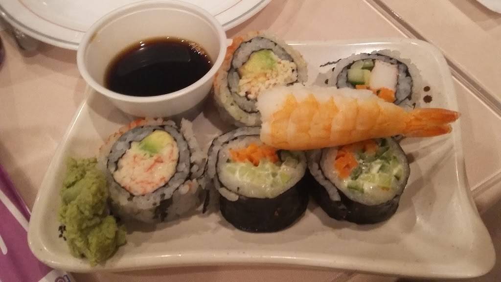 Restaurant Maison Wong | restaurant | 25 Rue Authier, Granby, QC J2G 7X1, Canada | 4507773288 OR +1 450-777-3288