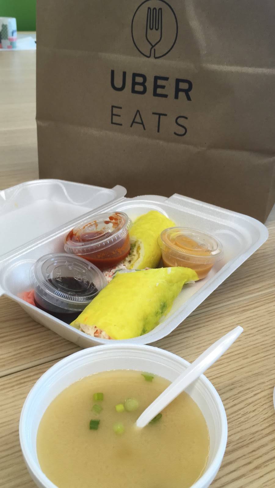 OnARoll Sushi | restaurant | 5831, 101 N Franklin St, Tampa, FL 33602, USA | 8134001100 OR +1 813-400-1100