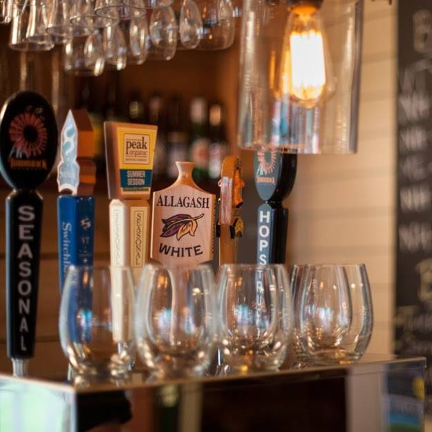 Inn Kitchen + Bar | cafe | 28 Shepard Hill Rd #2, Holderness, NH 03245, USA | 6039683661 OR +1 603-968-3661