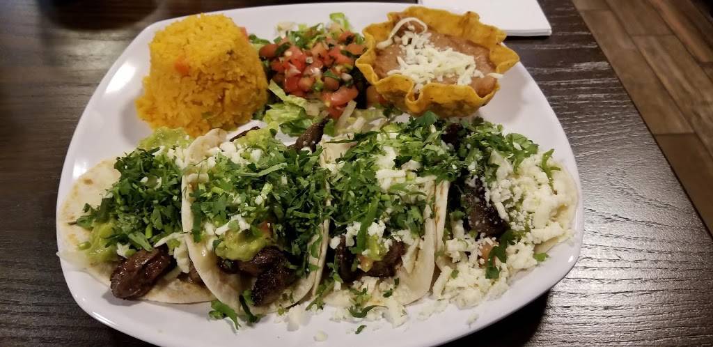 Sammys Mexican Grill and Bar | restaurant | 1354 Lake St, Roselle, IL 60172, USA | 8477648181 OR +1 847-764-8181