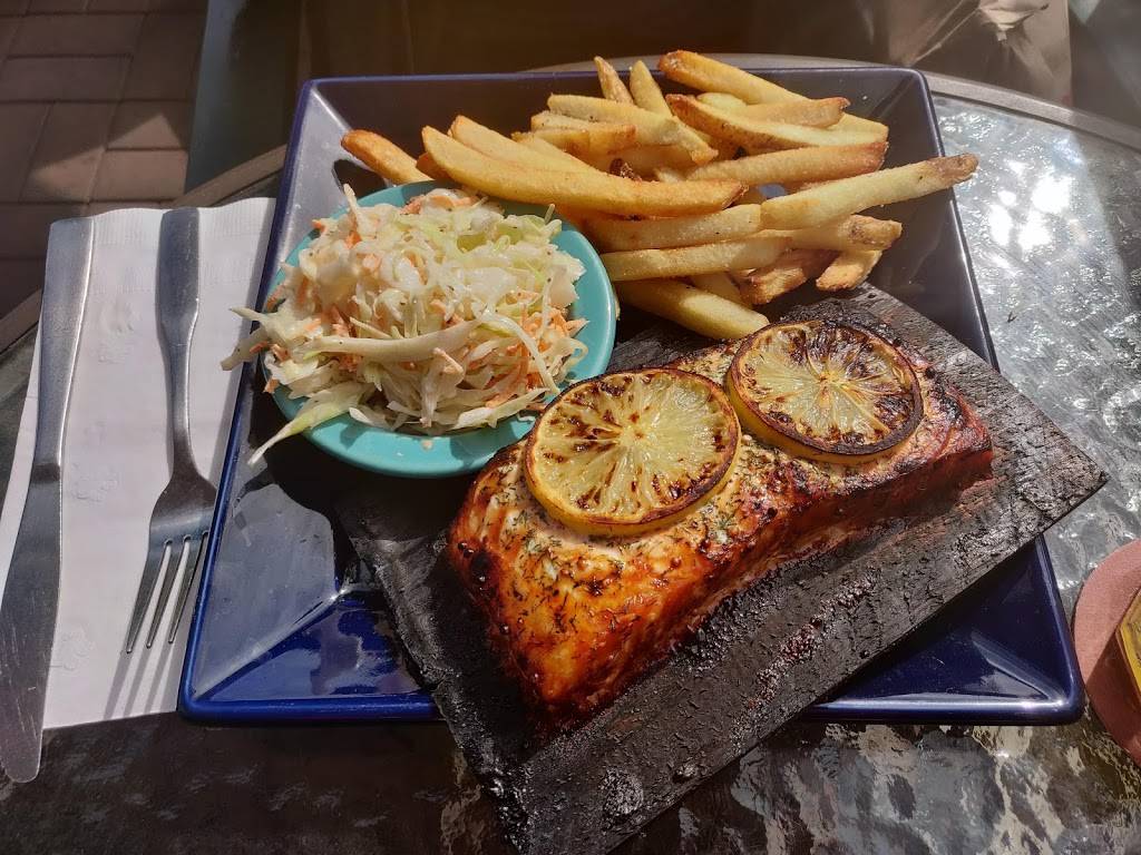 Northampton Brewery | restaurant | 11 Brewster Ct, Northampton, MA 01060, USA | 4135849903 OR +1 413-584-9903