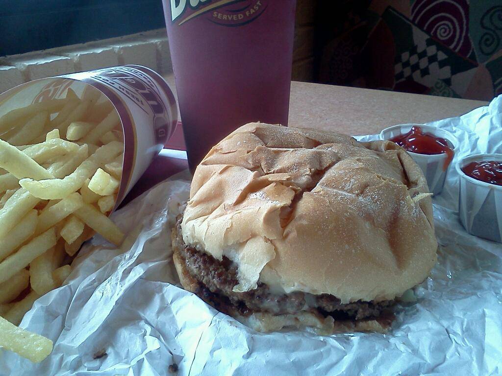 Duchess Family Restaurant | restaurant | 343 Old Gate Ln, Milford, CT 06460, USA | 2037839913 OR +1 203-783-9913