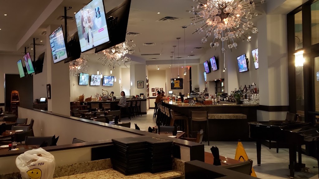 Christine Lees | restaurant | 801 Silks Run, Hallandale Beach, FL 33009, USA | 9544576255 OR +1 954-457-6255